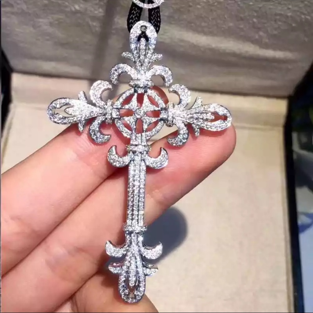 New Men Women 925 Silver Cross Diamond Necklace - Picture 5 of 5